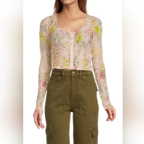 We The Free Angelina Top - Picture 2 of 6